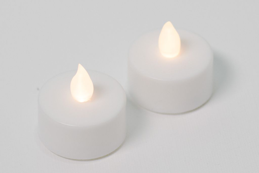 Nexos 42984 Dekorativní sada - 2 čajové svíčky - bílá Nexos