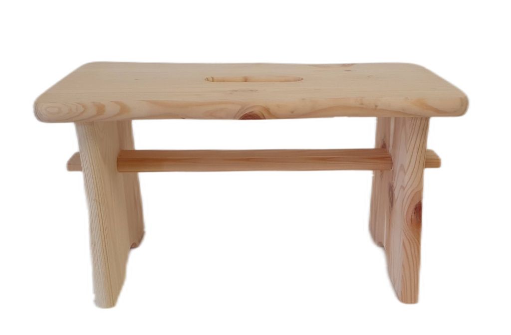 Dřevěná stolička